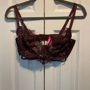 La Senza size 34D underwire bra